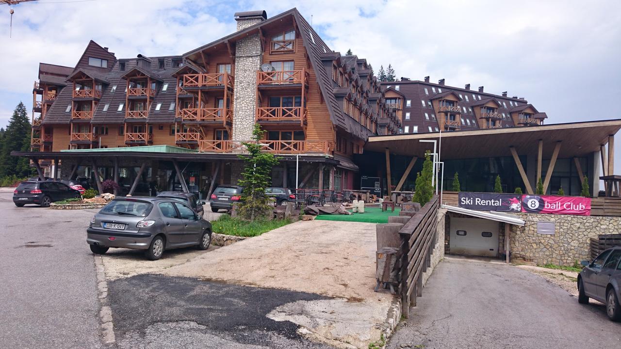 Apartman S-Lux Privatni App Vuckoo Яхорина Экстерьер фото