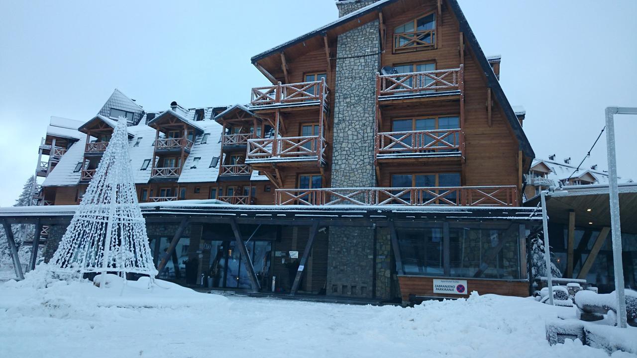Apartman S-Lux Privatni App Vuckoo Яхорина Экстерьер фото
